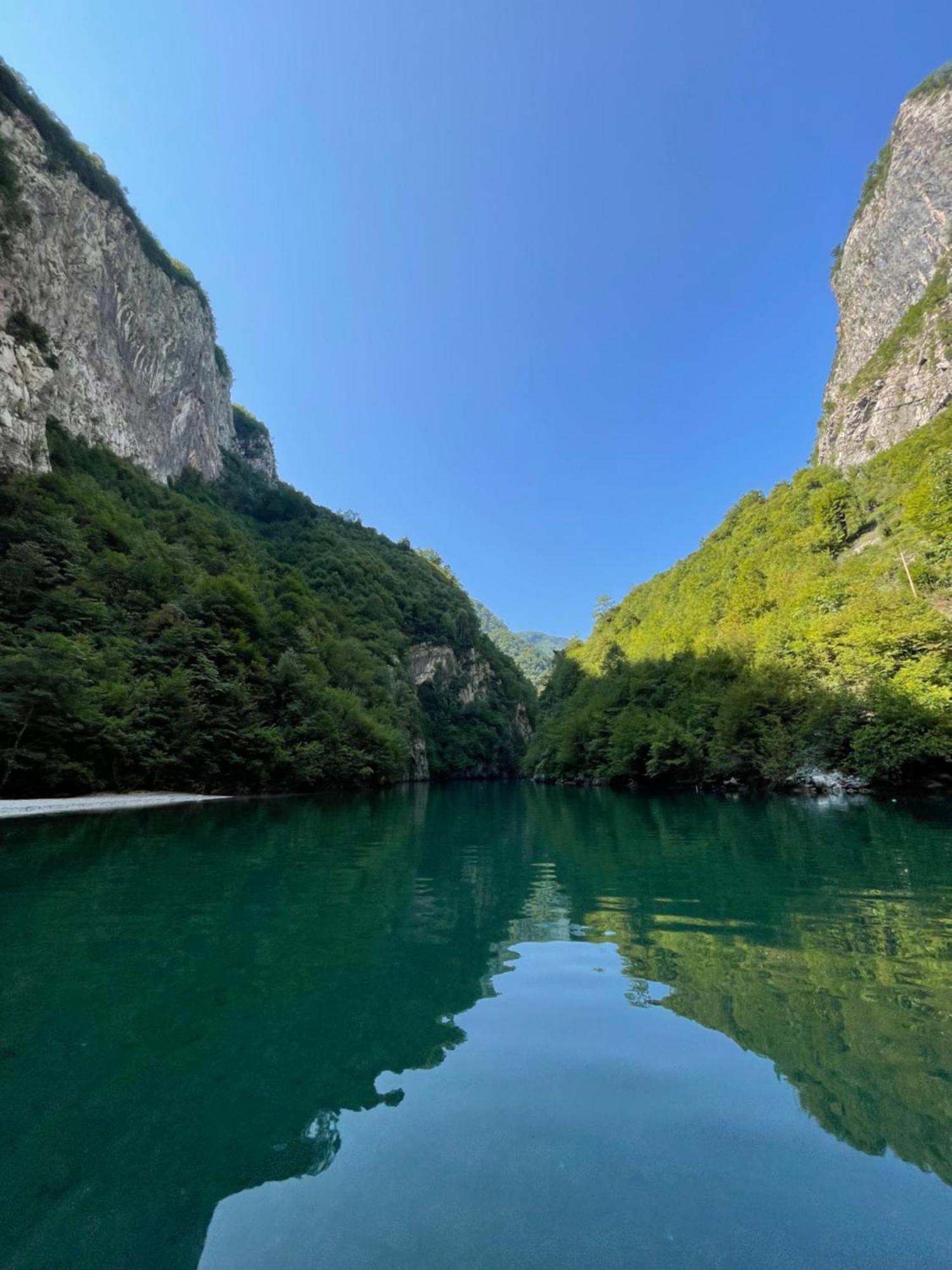 Guri I Lekes Guesthouse Shkodër Exteriér fotografie